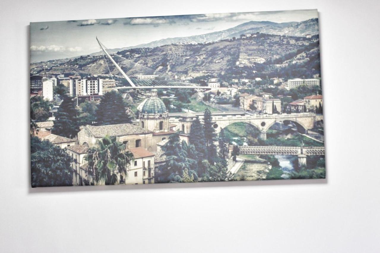 Cosenza Luxury Apartment מראה חיצוני תמונה