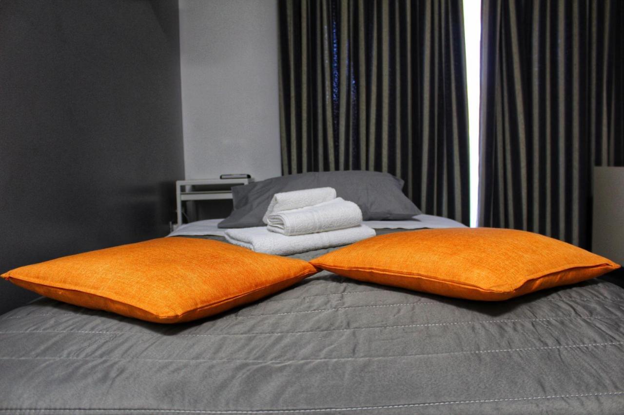 Cosenza Luxury Apartment מראה חיצוני תמונה