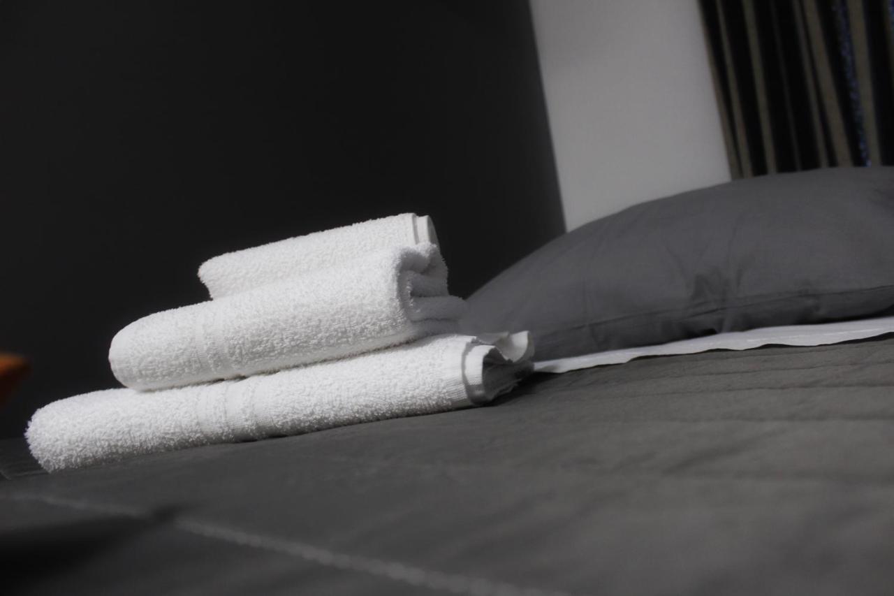 Cosenza Luxury Apartment מראה חיצוני תמונה
