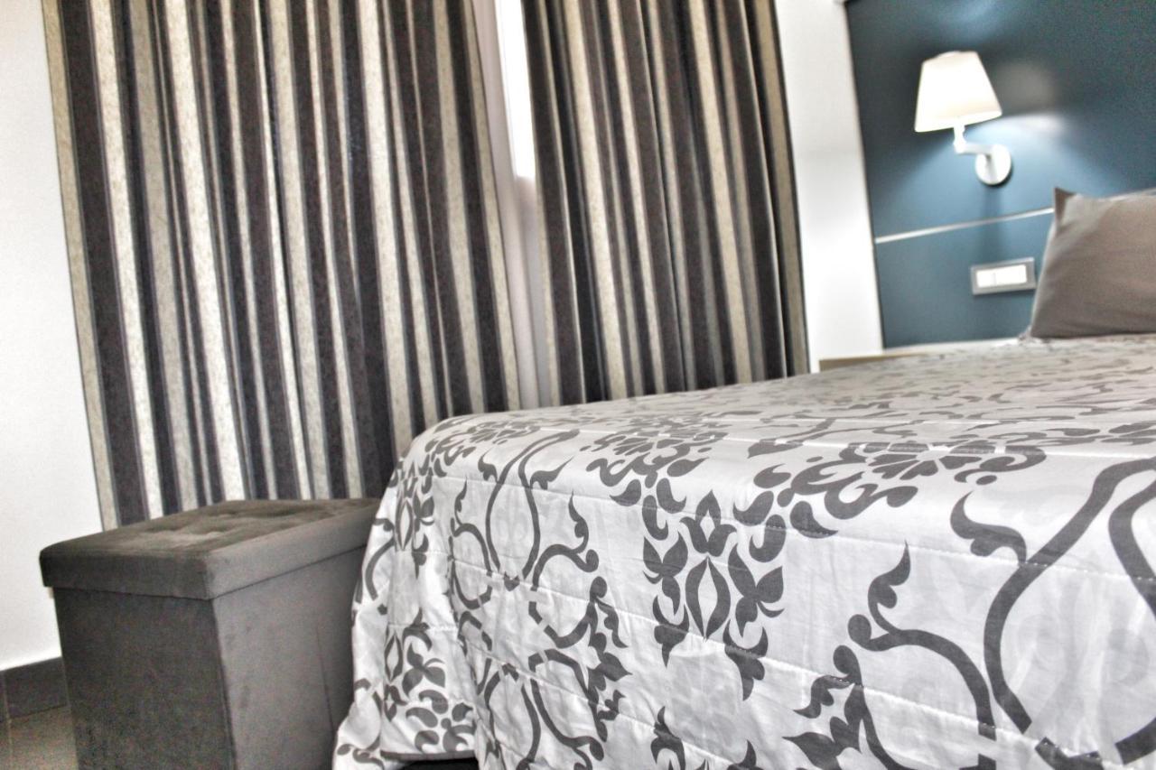 Cosenza Luxury Apartment מראה חיצוני תמונה