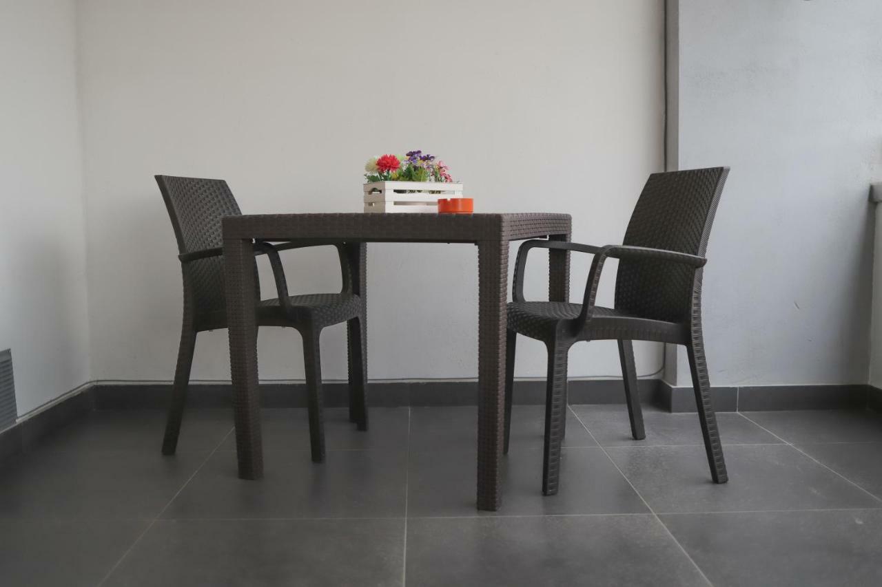 Cosenza Luxury Apartment מראה חיצוני תמונה